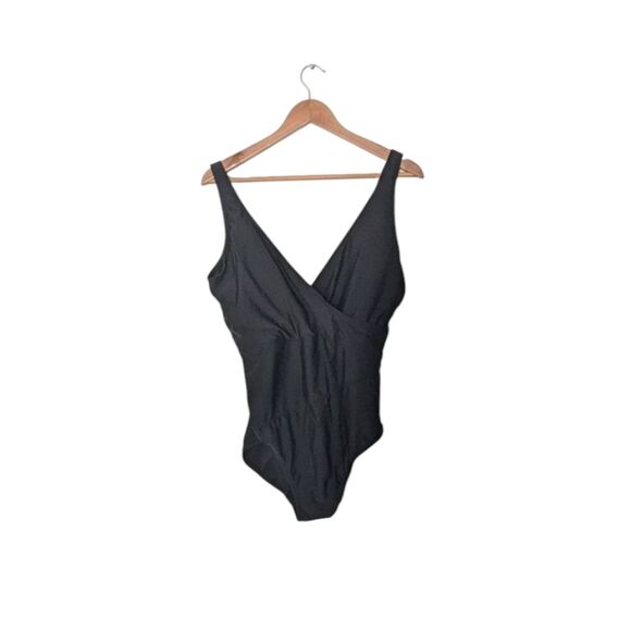 Tommy Hilfiger Black Ruched Front Wrap One Piece Swimsuit - Picture 1 of 5